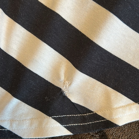 Joseph Ribkoff made in Canada Black White Chevron Tulip Skirt Elastic Waist, 10 - Picture 11 of 13